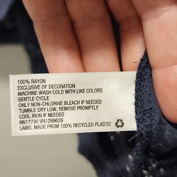 Knox Rose cold shoulder blouse - Picture 6 of 9